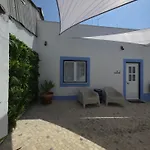 Casinhas Da Ajuda Nº 9-1 *